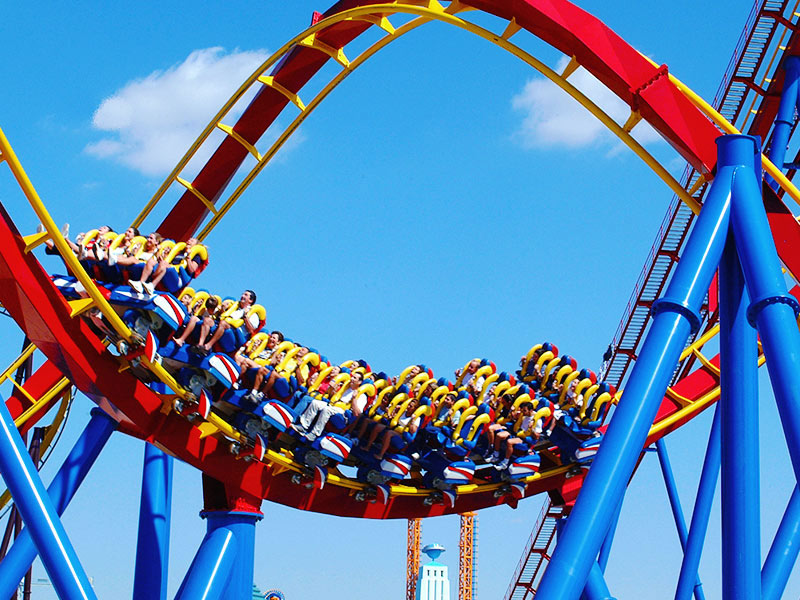 Superman-Atracción-de-Acero-Atracciones-Parque-Warner-Madrid-principal